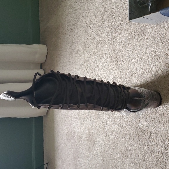 Freebird Coal Boots -Stone - Picture 12 of 15